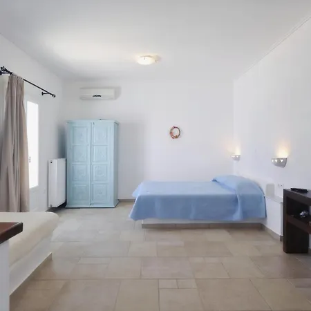 Degaetas Antiparos Town